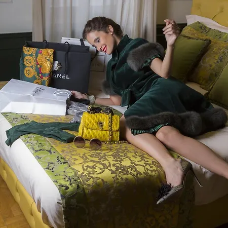 Ambra Cortina Luxury&fashion 코르티나 담페조